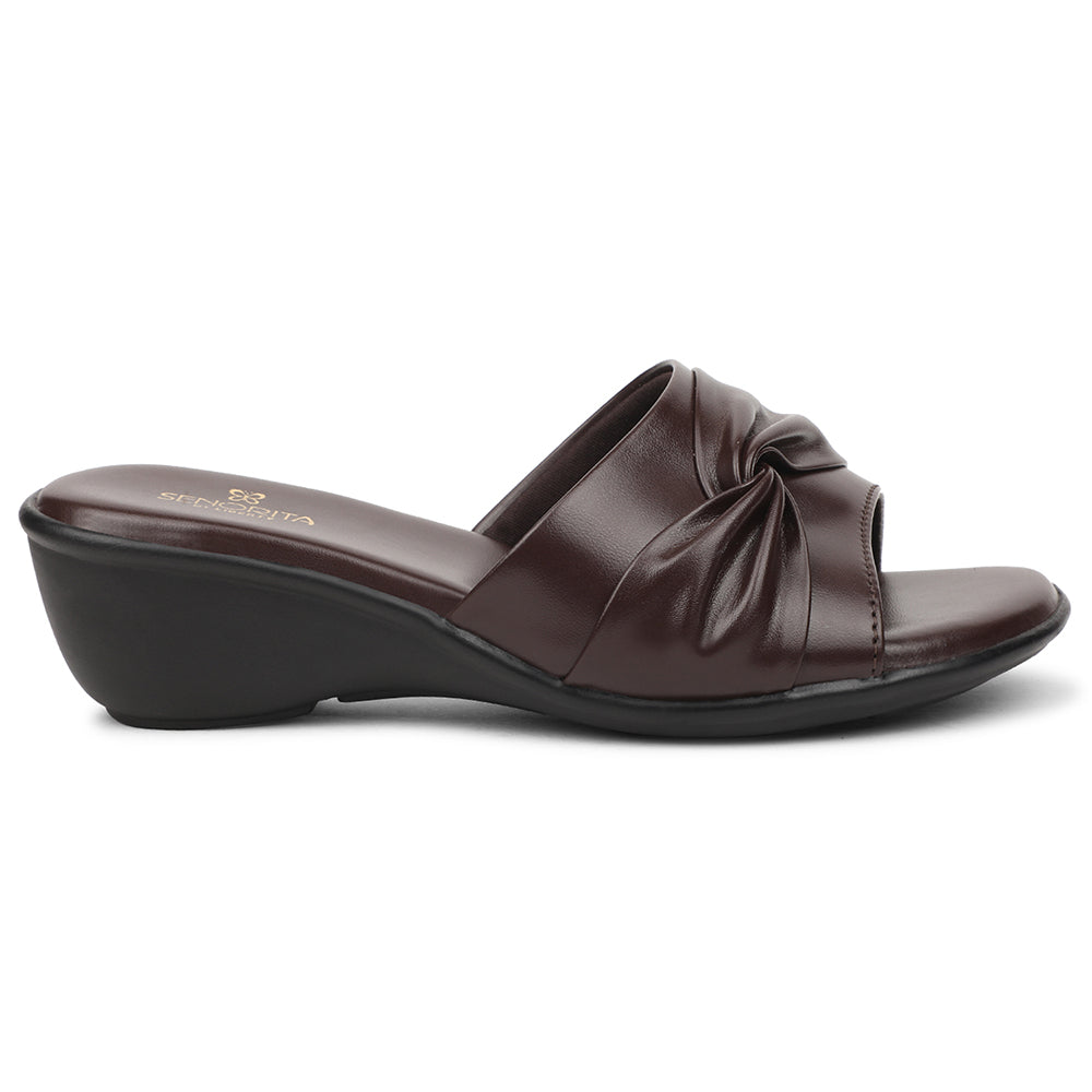 Senorita Brown Casual Wedge Heel Sandal For Women JFL-37 