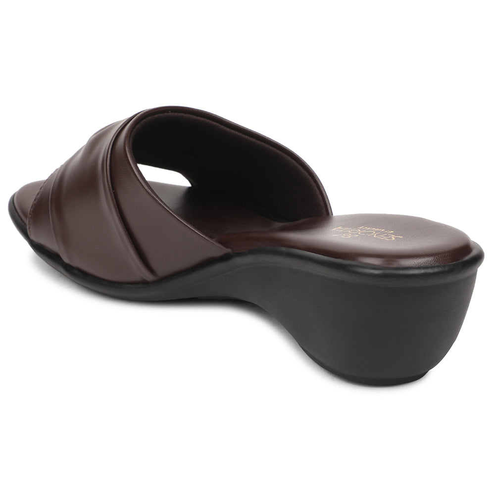 Senorita Brown Casual Wedge Heel Sandal For Women JFL-37 