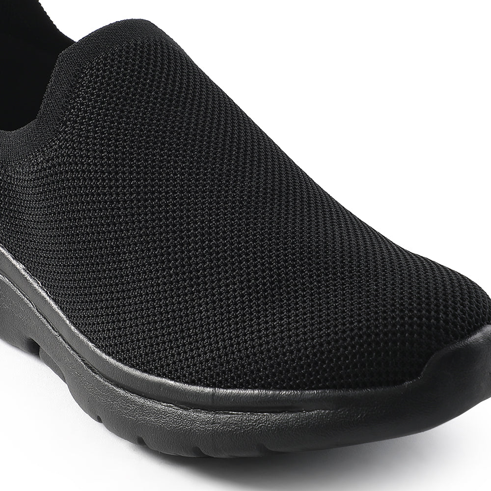 Leap7x Black Sports Non Lacing Walking Shoes For Men GHD-89E 