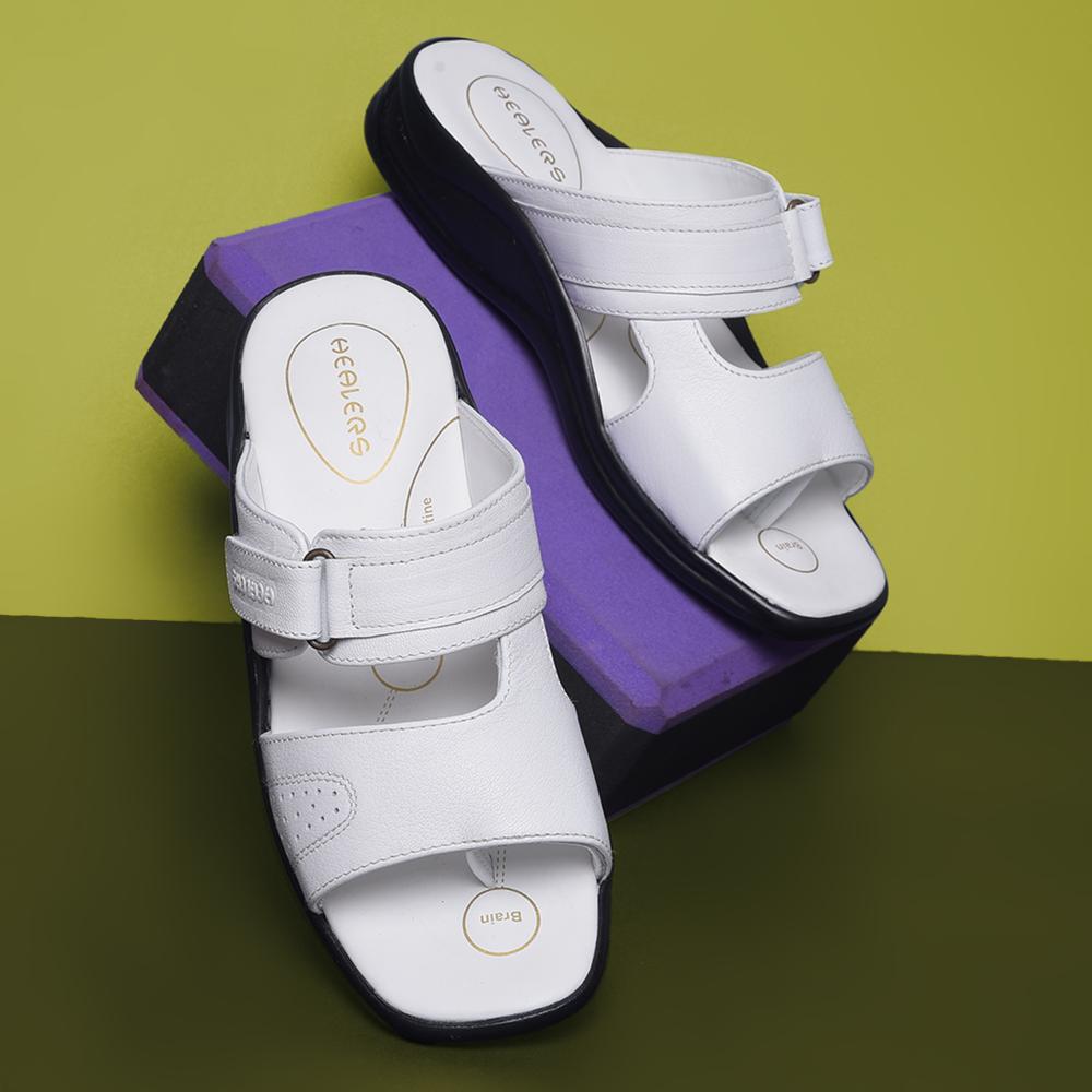 Healers Casual White Toe Ring Slippers For 213-91 Men By Liberty