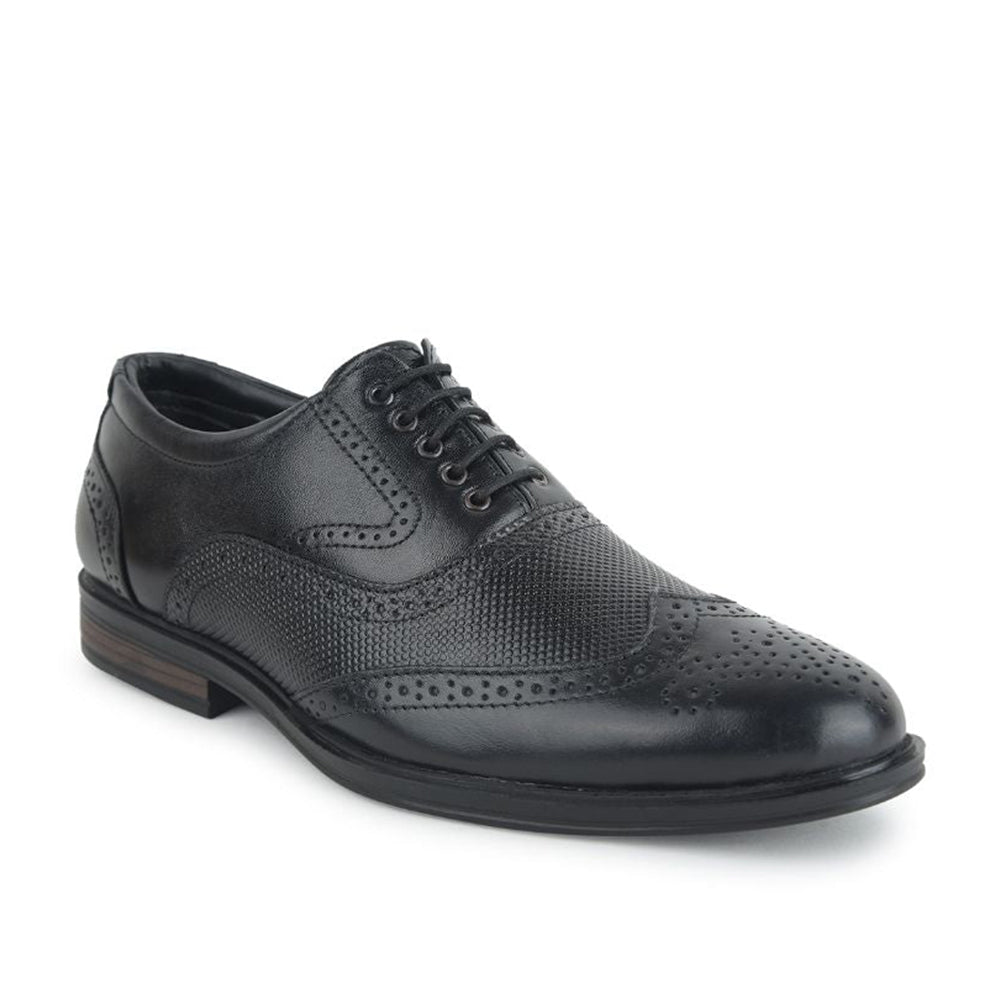 Buy Fortune Formal Black Lacing Brogue Shoes For Men HOL  display picture 1