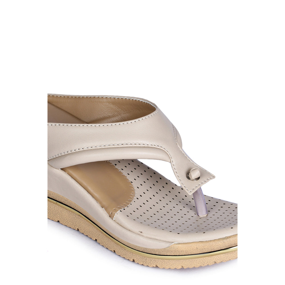 Senorita Casual Beige Slippers For Women LAF-11 By Liberty