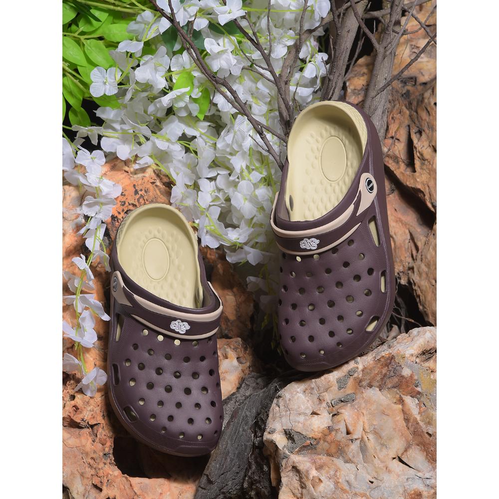 AHA By Liberty XT-8-1 Casual Clogs For Mens (Brown)